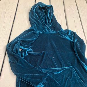 NEW WITH TAGS!! Lularoe Amber hoodie